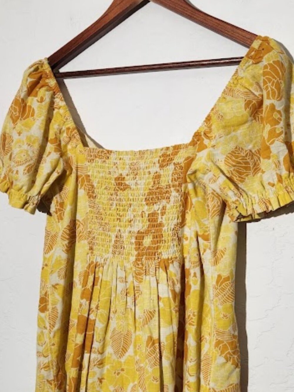 Urban Outfitters UO Britney Puff Sleeve Hook Eye Mini Dress Yellow Large NWT - Picture 3 of 5